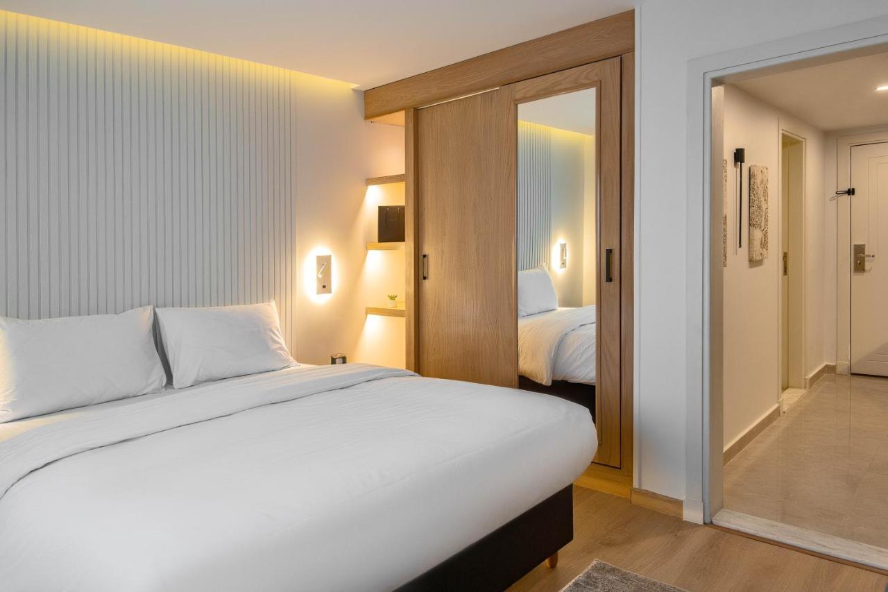 Two-Bedroom Deluxe Apartment